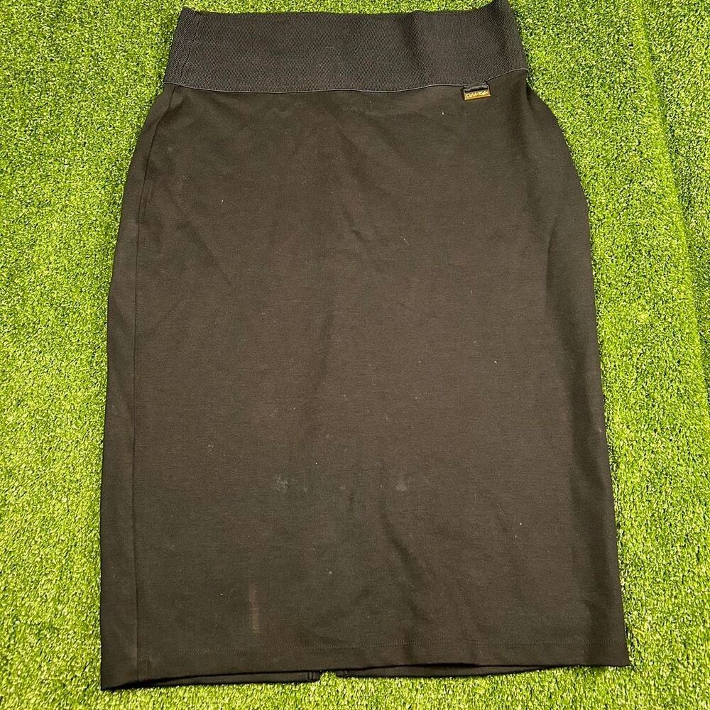 Calvin-klein Women's Black and Navy Skirt